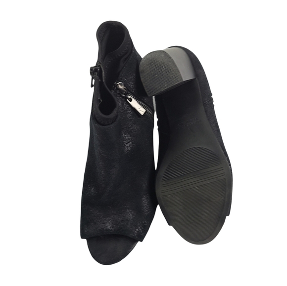 Simply Vera Vera Wang Melbourne Peep Toe Booties - Picture 8 of 8